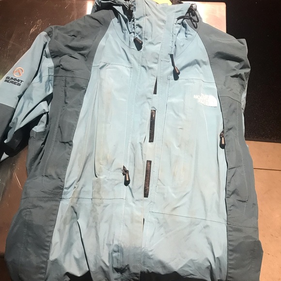 The North Face Summit Series Rain Jacket - Picture 5 of 5